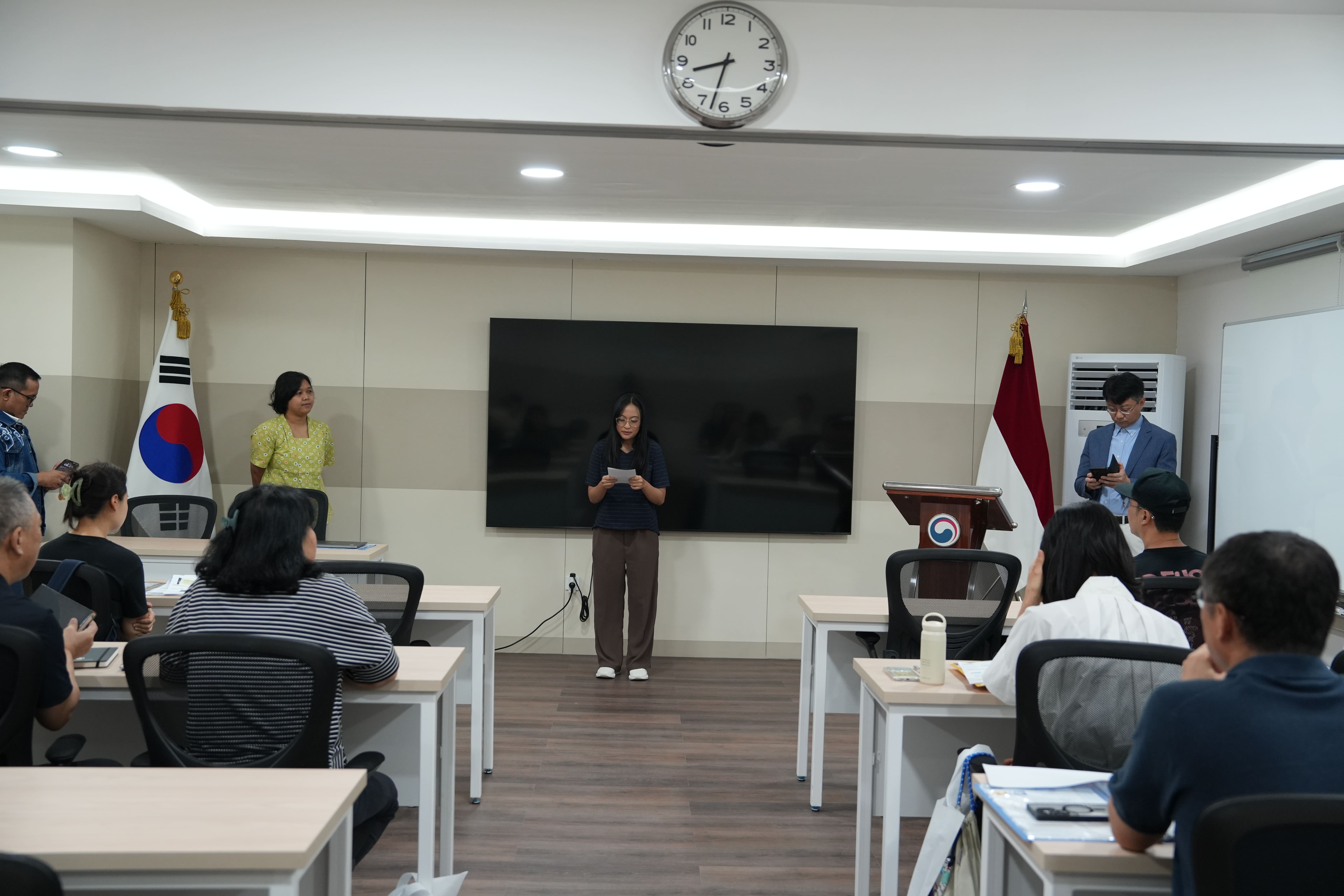 Pembukaan Perdana Kelas Bahasa Indonesia