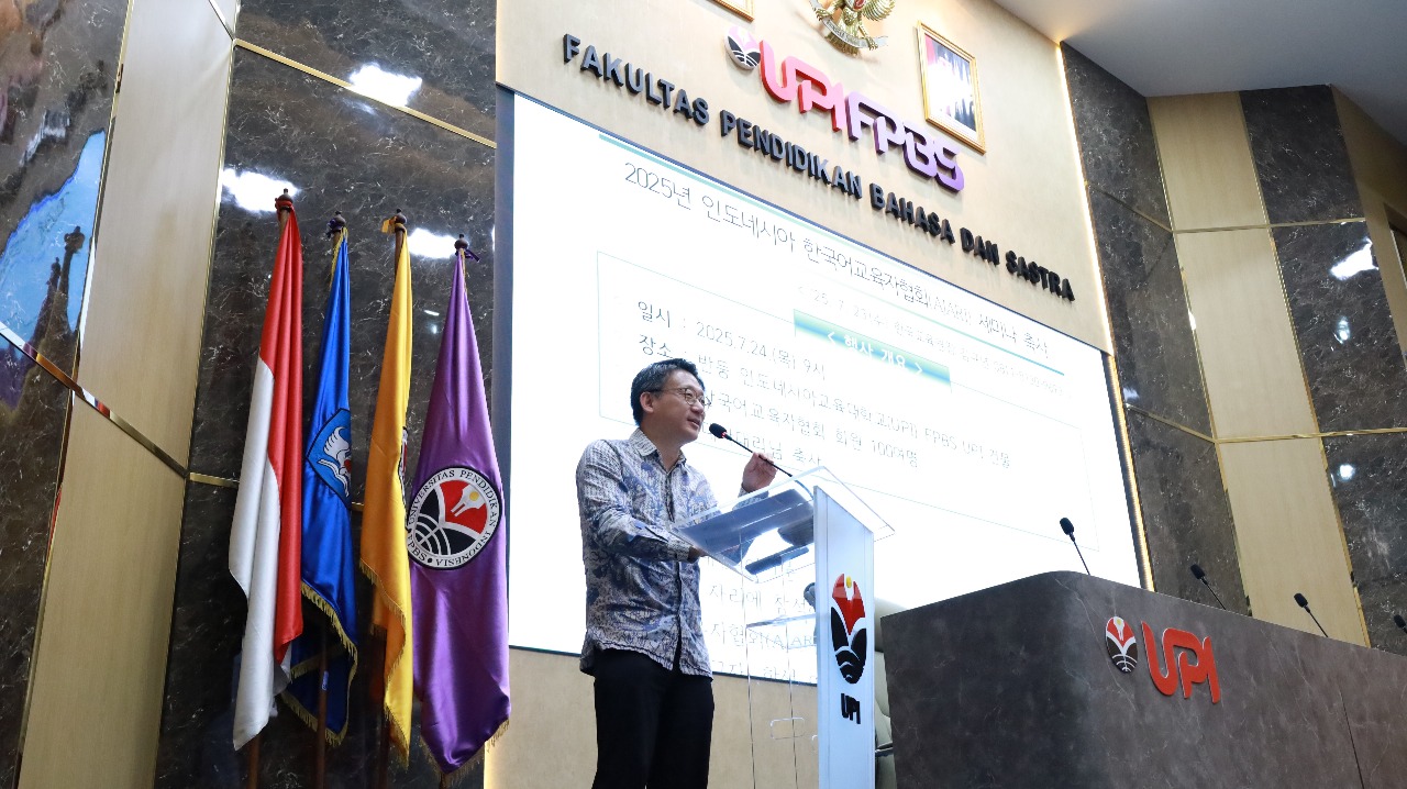 Seminar Pertama Korea Education Center Indonesia dengan AJARI