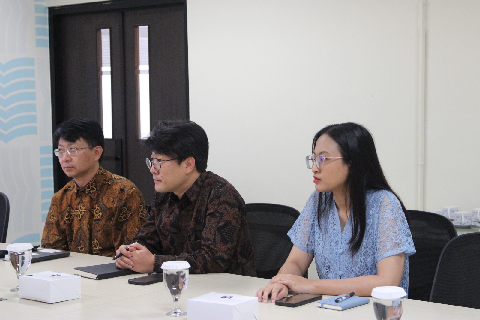 Penandatanganan MoU antara KECID dan LBI FIB UI untuk Program BIPA